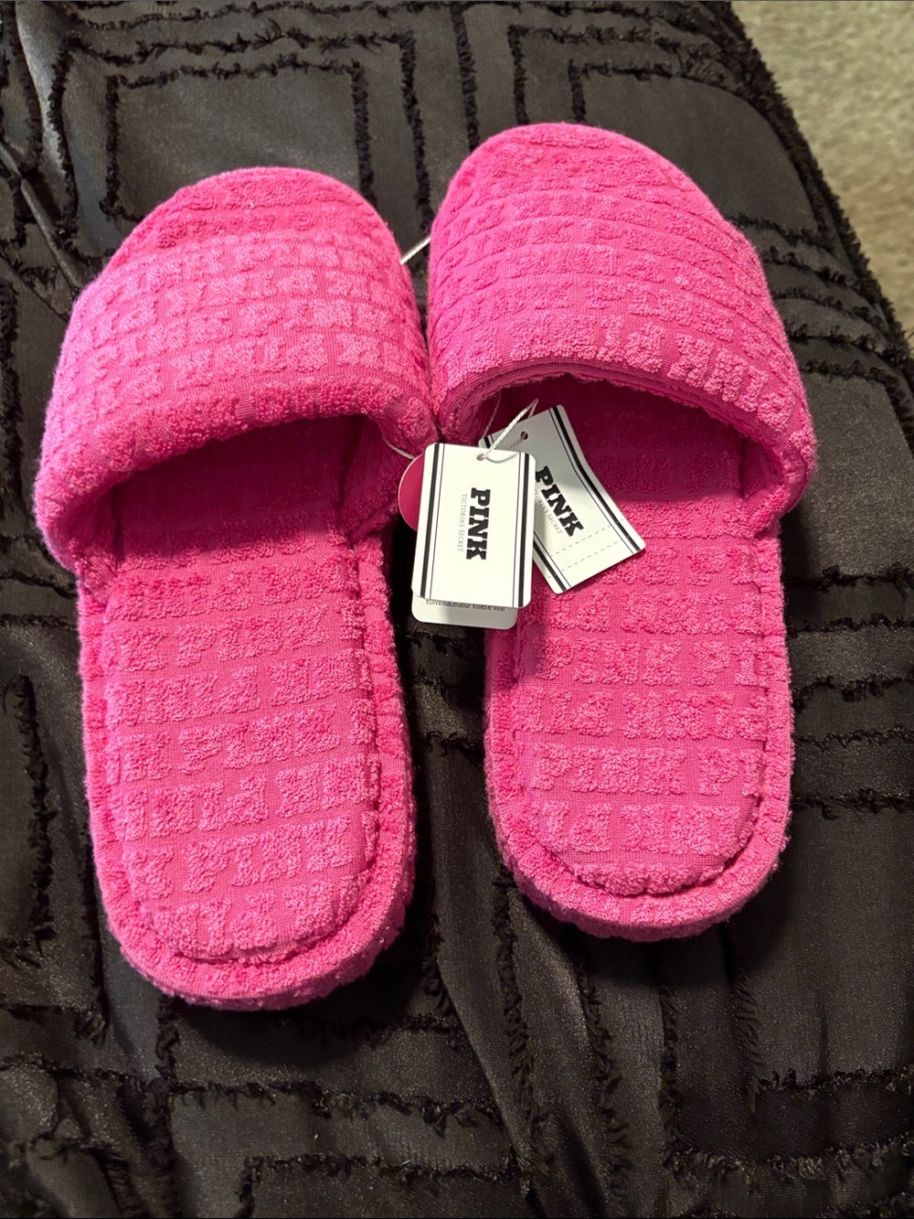 PINK Victoria's Secret Bright Pink Terry Slide Slippers size 7